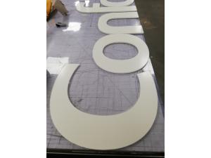 Dcoupe lettre pour enseigne magasin Conforama