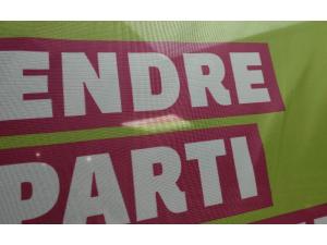 Oriflammes goutte de 2m imprim� sur mesure avec logo pour Les Verts genevois � Gen�ve